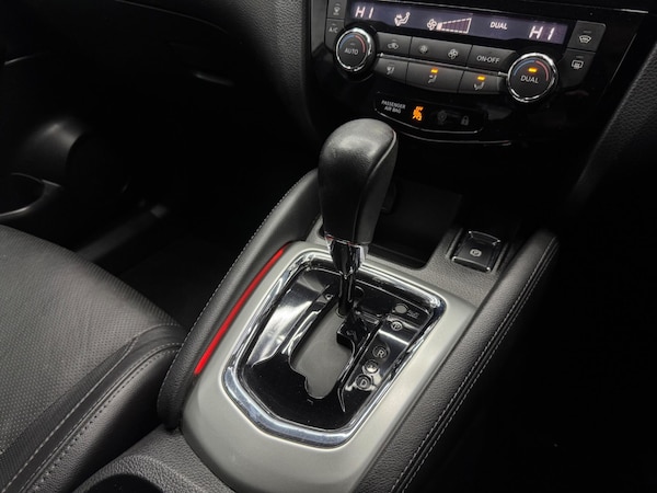 Used Nissan Qashqai 2015 for sale - 76032584: Photo 16