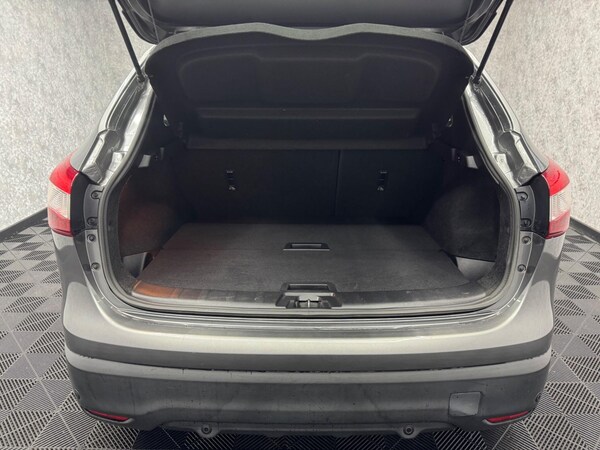 Used Nissan Qashqai 2015 for sale - 76032584: Photo 24