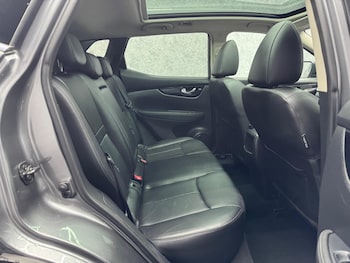 Used Nissan Qashqai 2015 for sale - 76032584: Photo 4