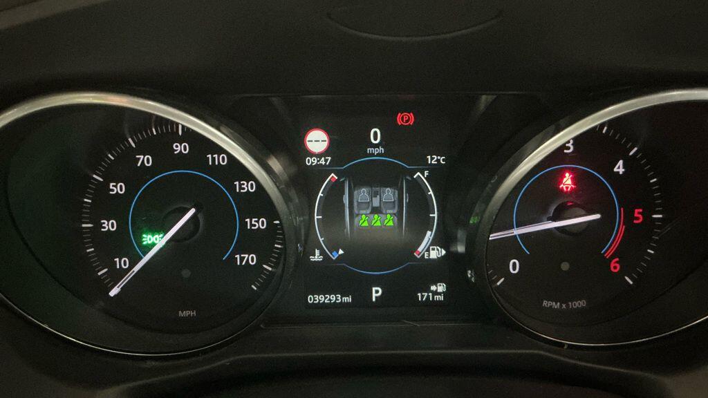 Used Jaguar XF 2017 for sale - 76446627: Photo 10