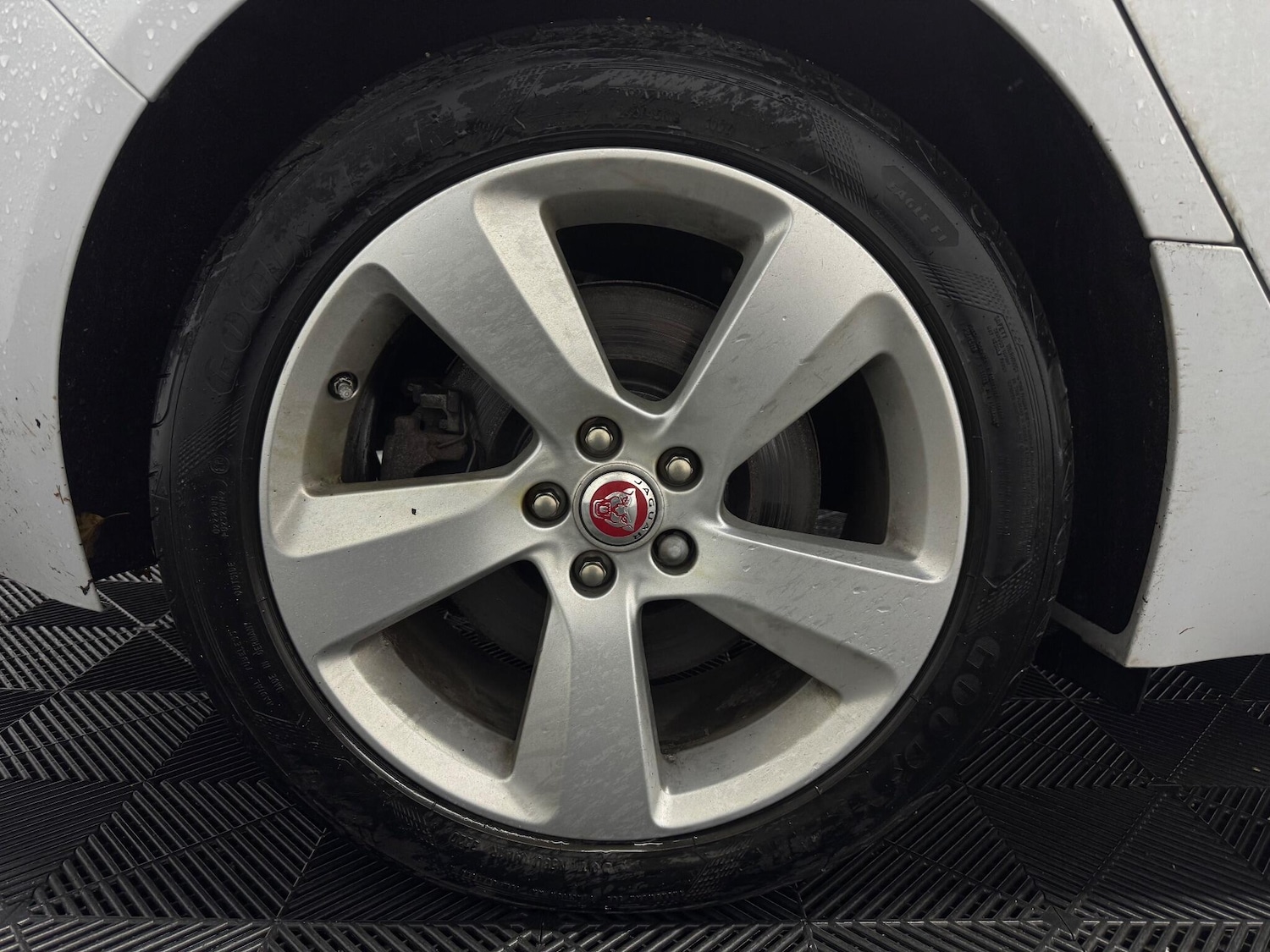 Used Jaguar XF 2017 for sale - 76446627: Photo 28