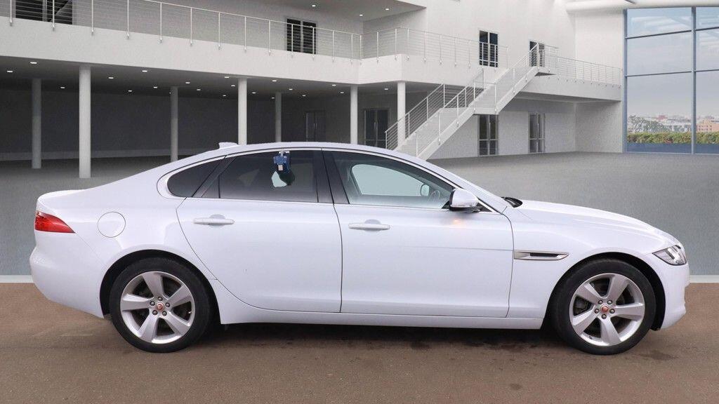 Used Jaguar XF 2017 for sale - 76446627: Photo 8