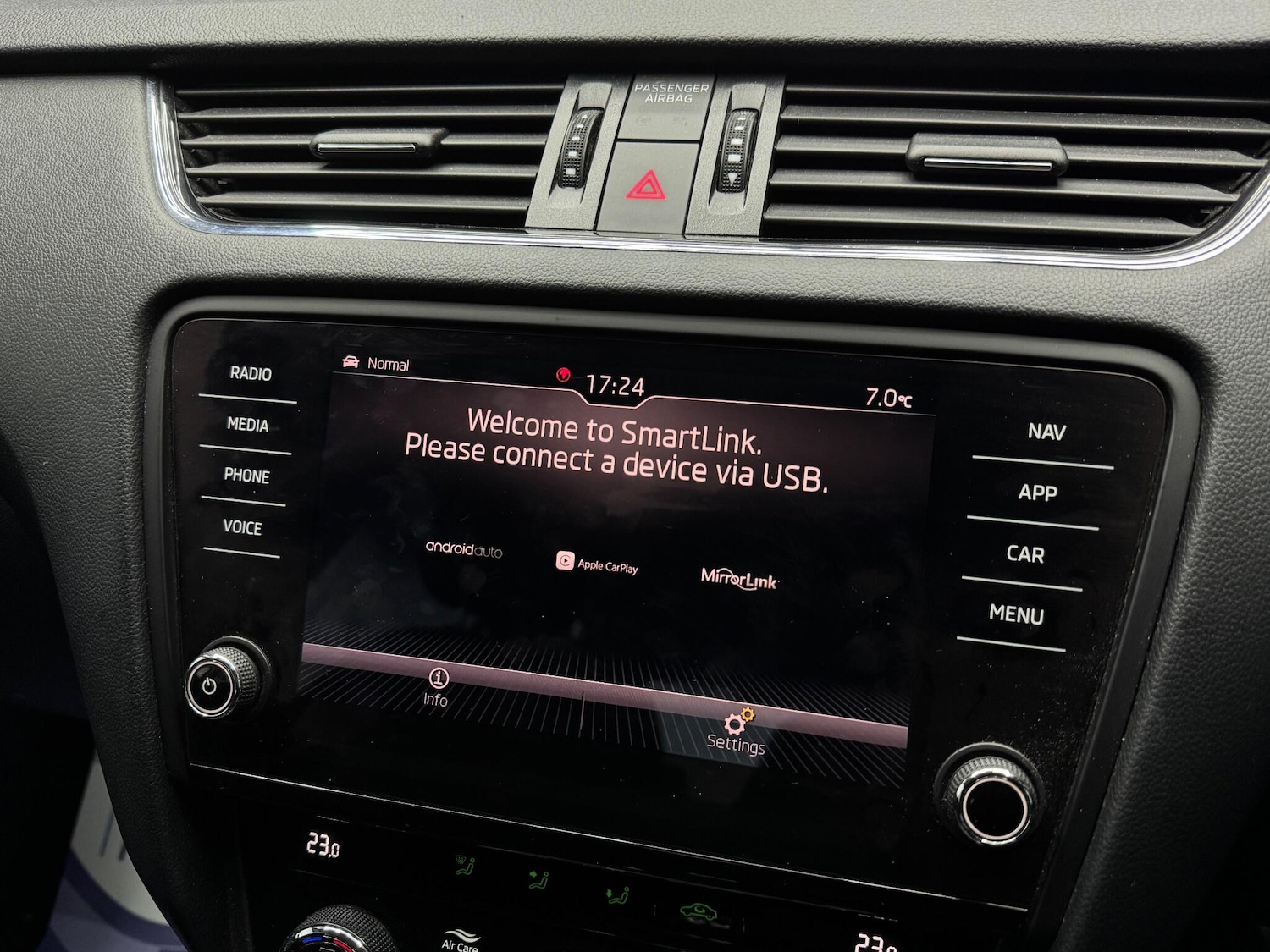 Used Skoda Octavia 2018 for sale - 76667462: Photo 14