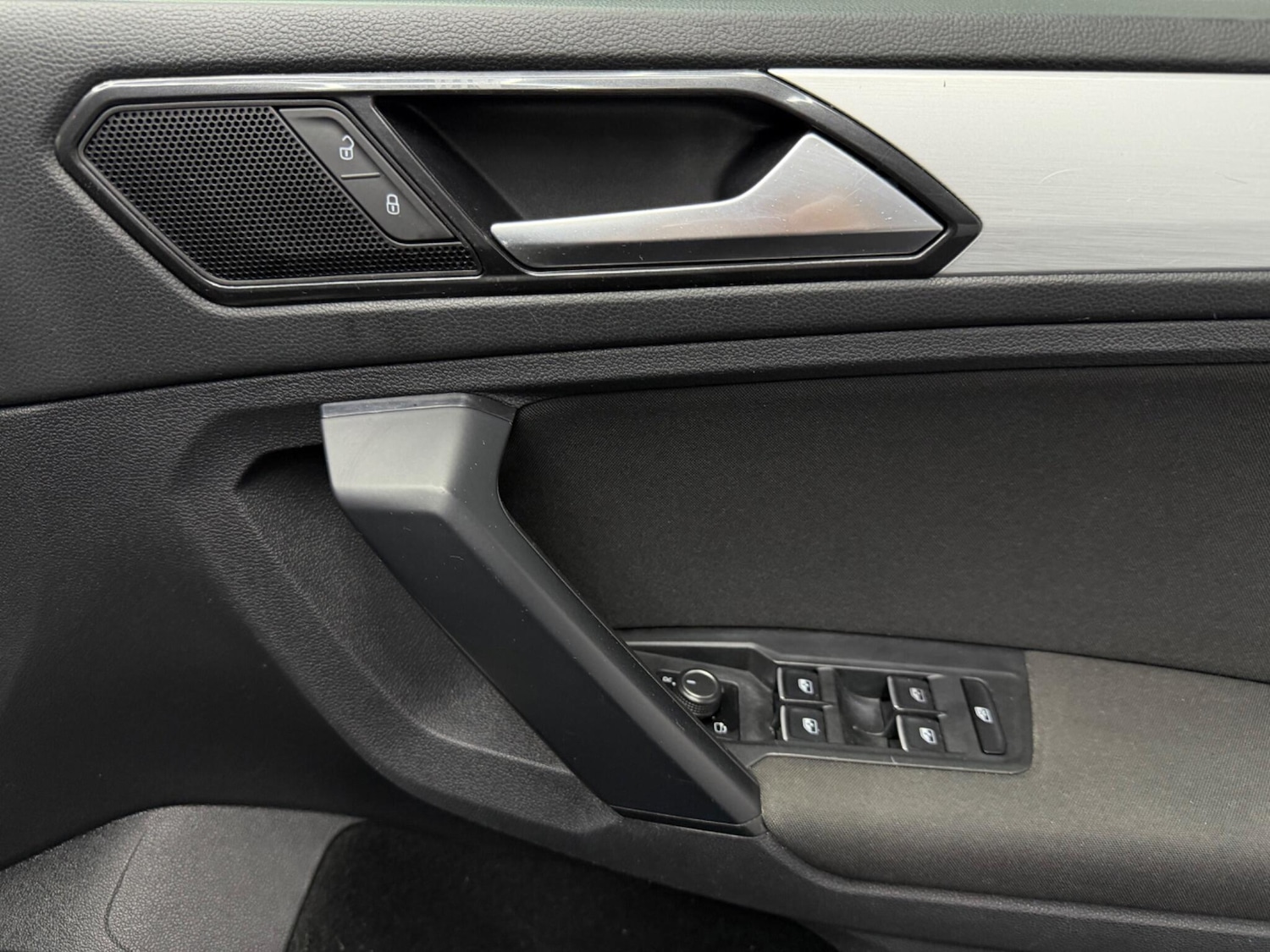 Used Volkswagen Tiguan for sale - 77377278: Photo 13