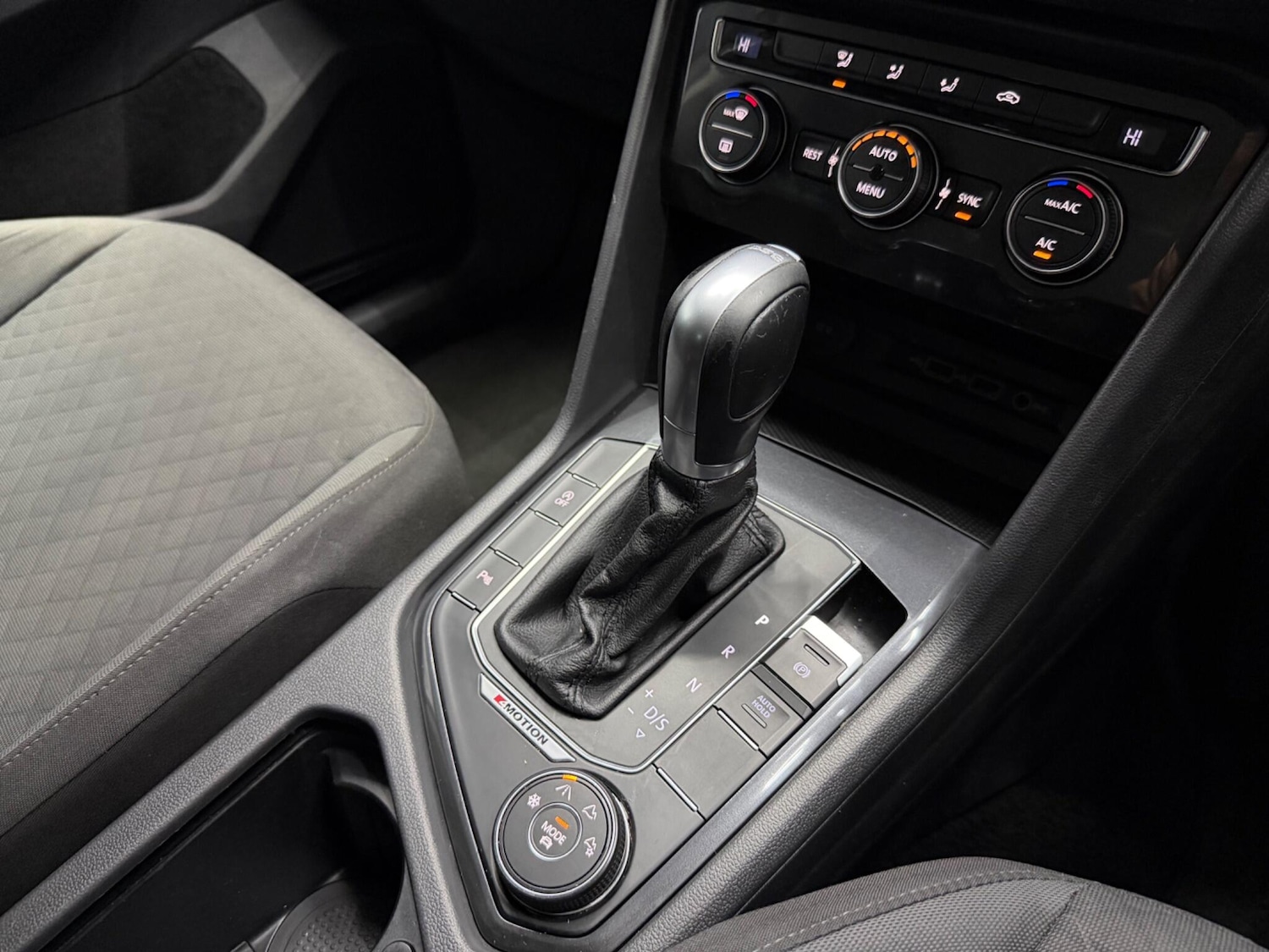 Used Volkswagen Tiguan for sale - 77377278: Photo 5