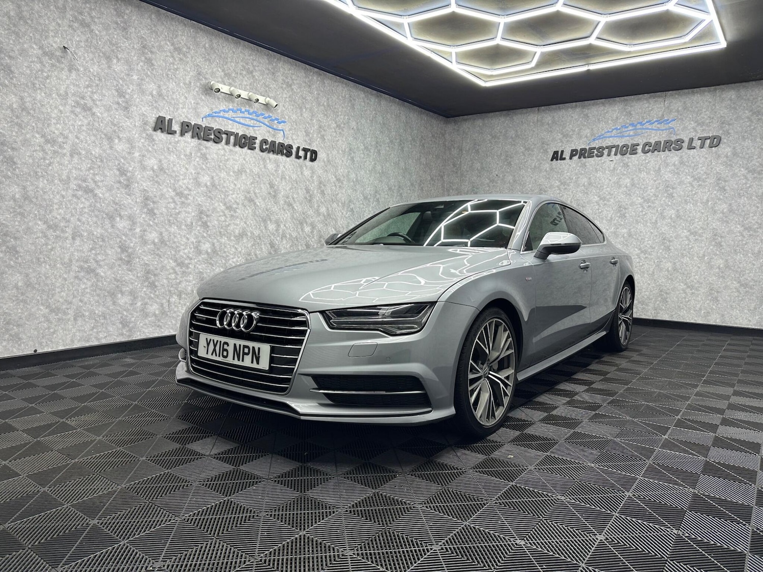 Used Audi A7 2016 for sale - 78058619: Photo 1