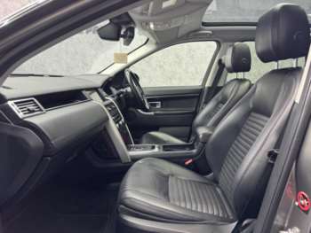 Used Land Rover Discovery Sport 2016 for sale - 74888671: Photo