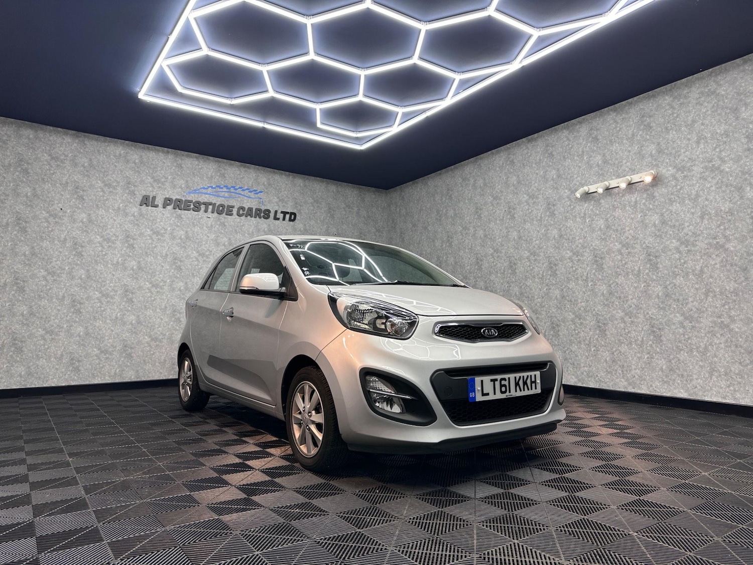 Used Kia Picanto 2011 for sale - 77315140: Photo 17