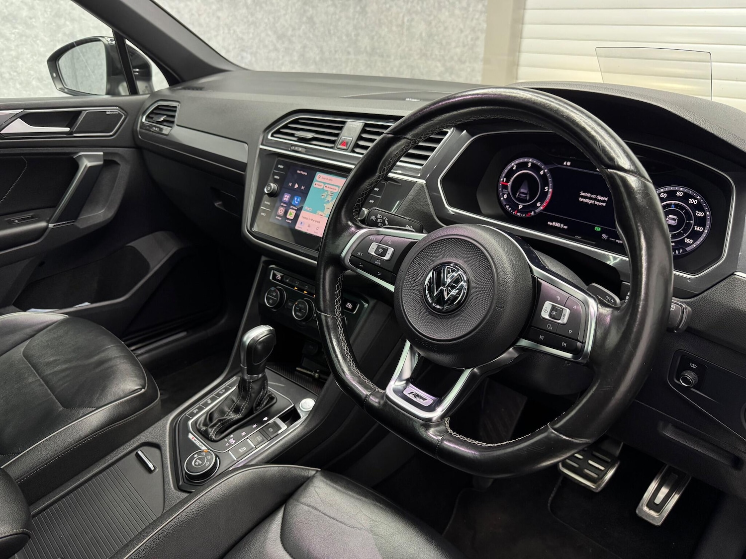 Used Volkswagen Tiguan 2016 for sale - 76606924: Photo 2