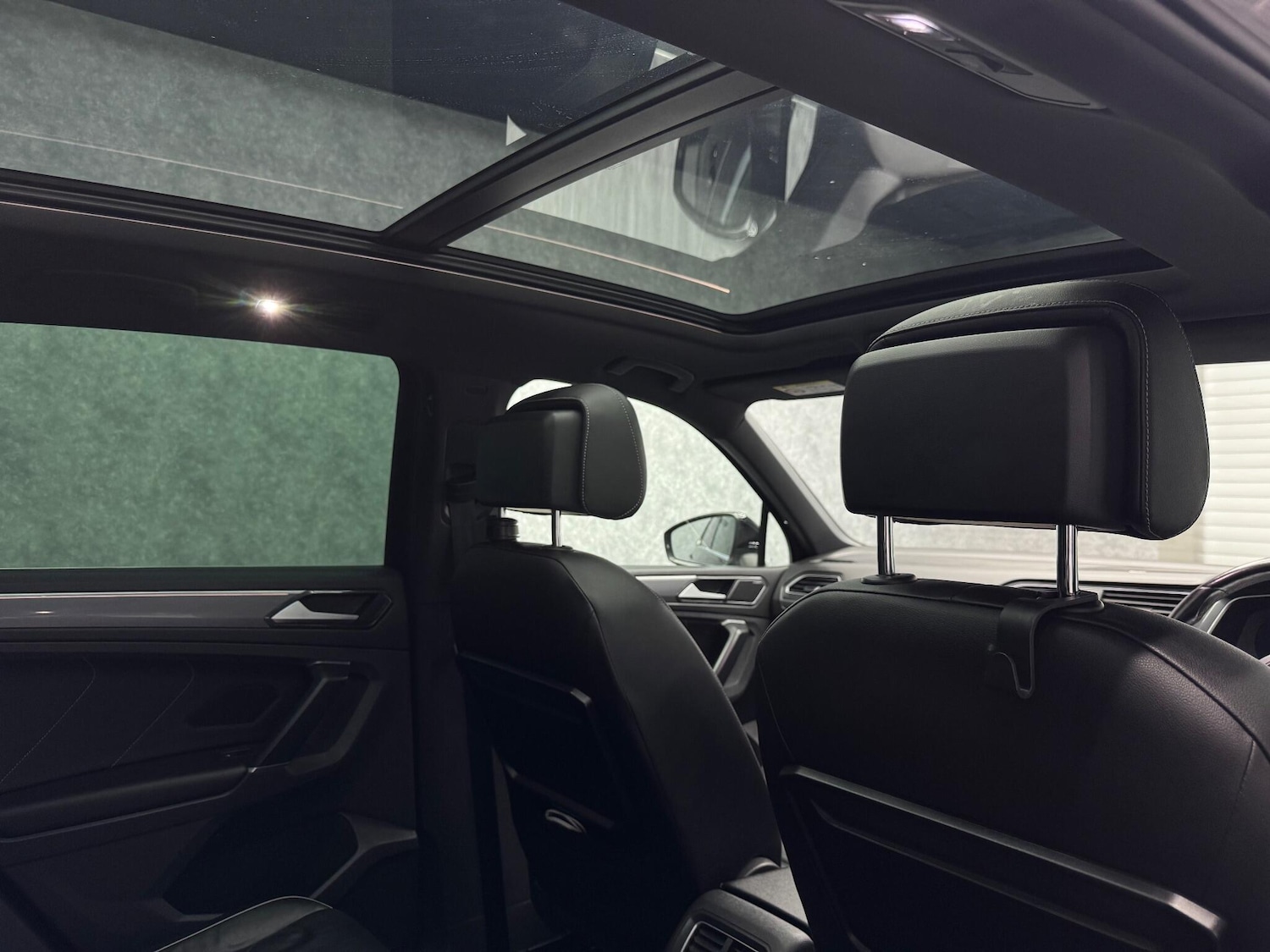 Used Volkswagen Tiguan 2016 for sale - 76606924: Photo 8