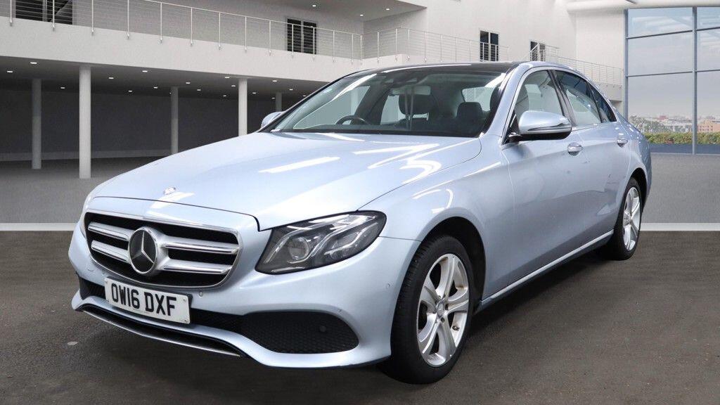 Used Mercedes-Benz E Class 2016 for sale - 76633342: Photo 1