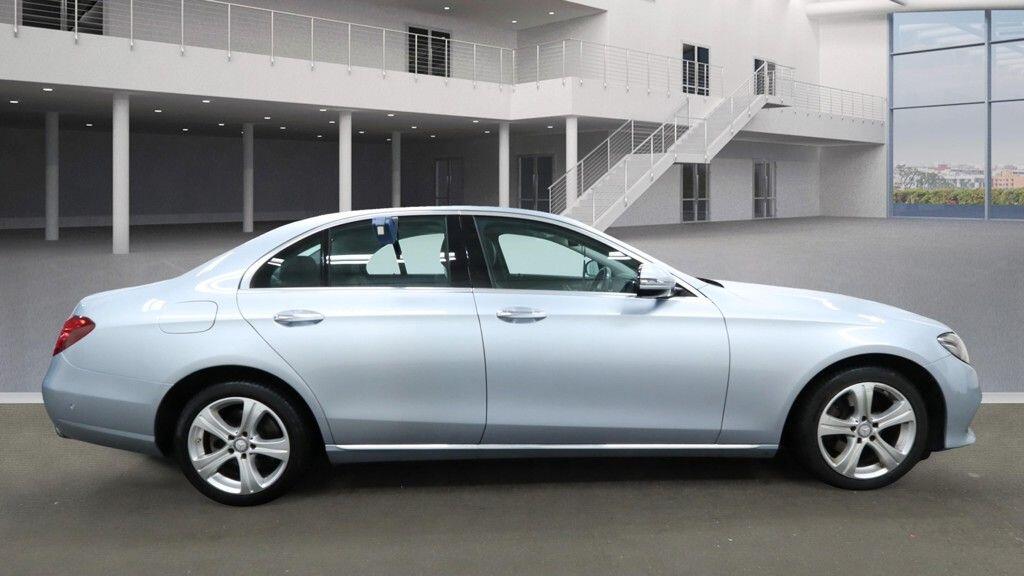 Used Mercedes-Benz E Class 2016 for sale - 76633342: Photo 10