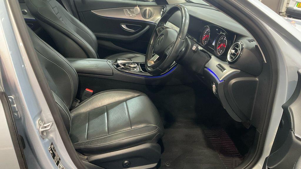 Used Mercedes-Benz E Class 2016 for sale - 76633342: Photo 2