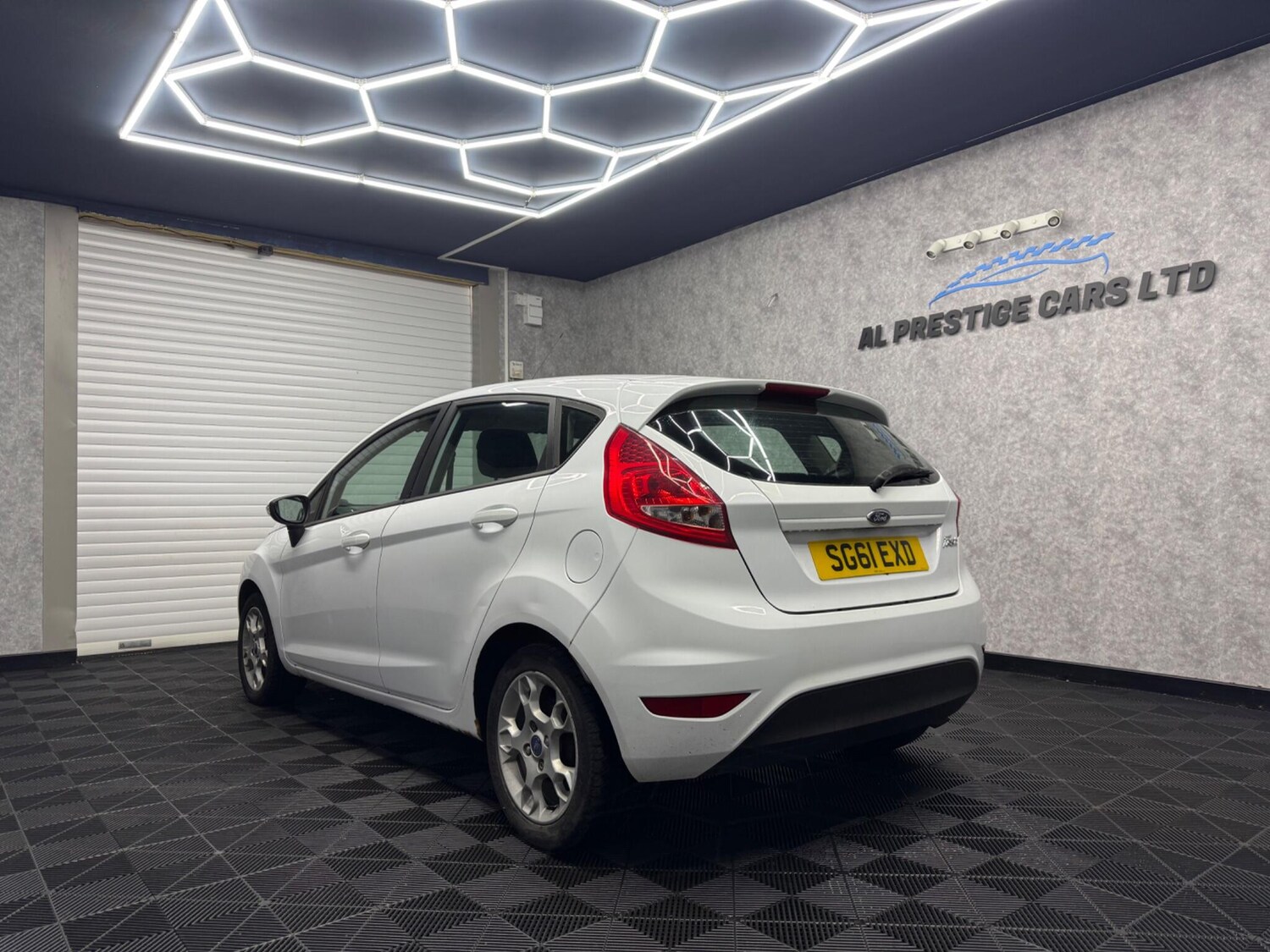 Used Ford Fiesta 2011 for sale - 75809397: Photo 28