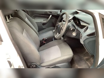Used Ford Fiesta 2011 for sale - 75809397: Photo