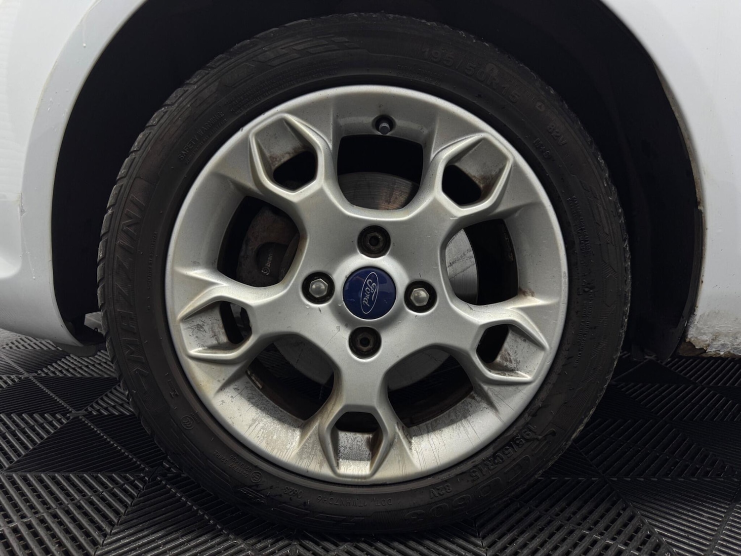 Used Ford Fiesta 2011 for sale - 75809397: Photo 30