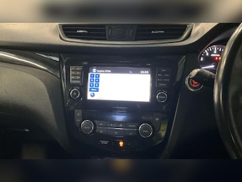 Used Nissan Qashqai 2016 for sale - 77598736: Photo