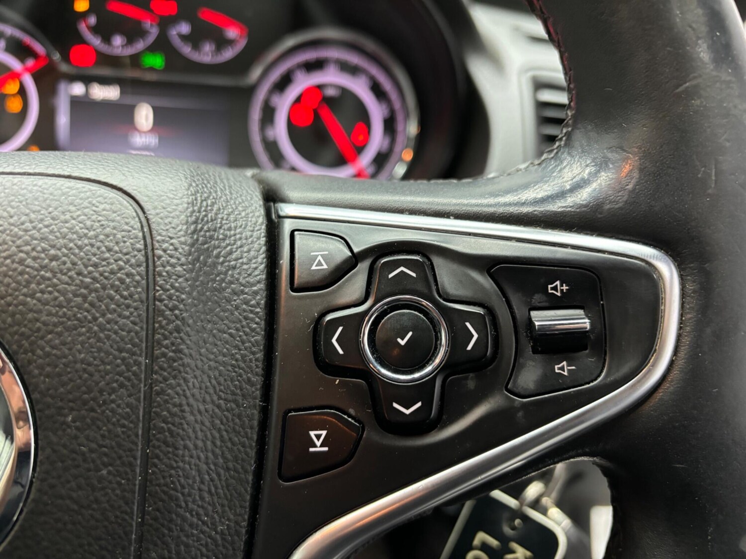 Used Vauxhall Insignia for sale - 78057601: Photo 12