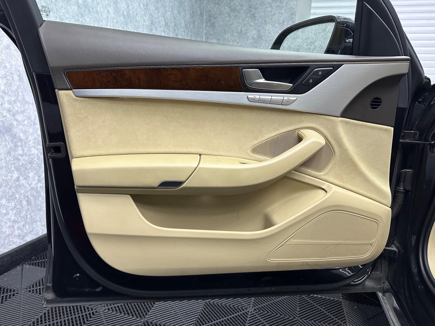 Used Audi A8 for sale - 78058654: Photo 28