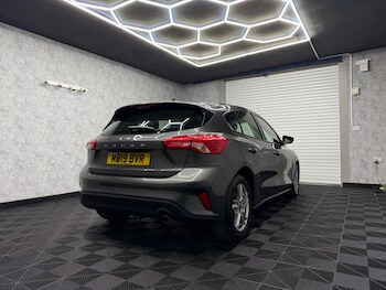 Used Ford Focus 2019 for sale - 78245502: Photo