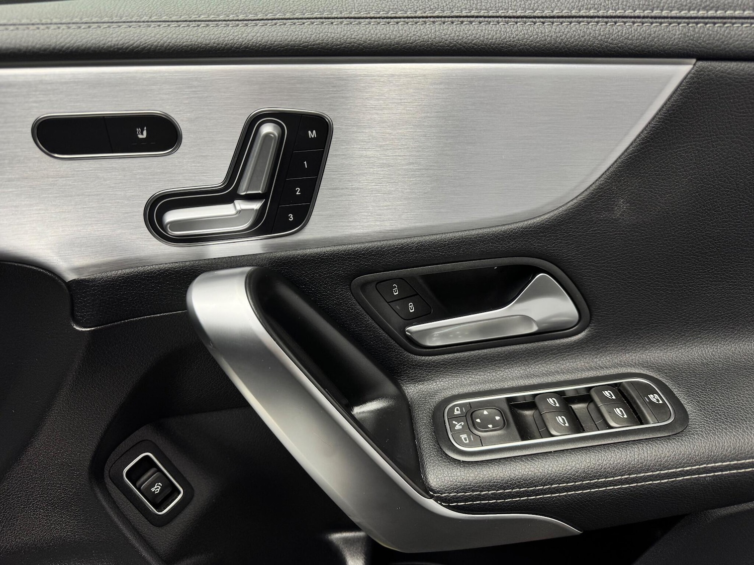 Used Mercedes-Benz CLA for sale - 76735290: Photo 28