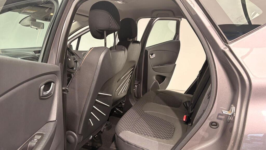 Used Renault Captur for sale - 77633458: Photo 11