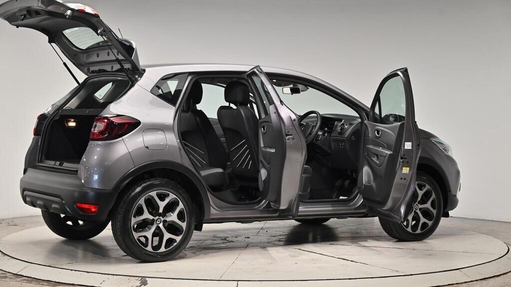Used Renault Captur for sale - 77633458: Photo 3