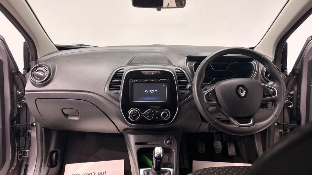 Used Renault Captur for sale - 77633458: Photo 4