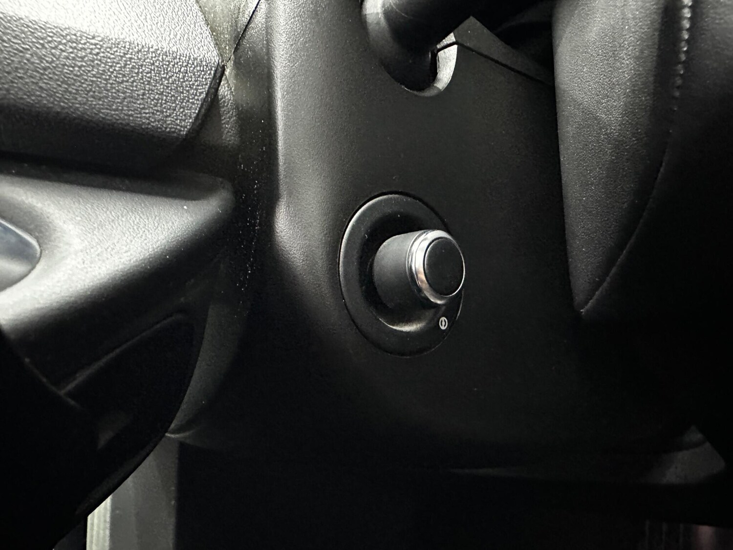 Used Land Rover Discovery 2017 for sale - 78058846: Photo 19