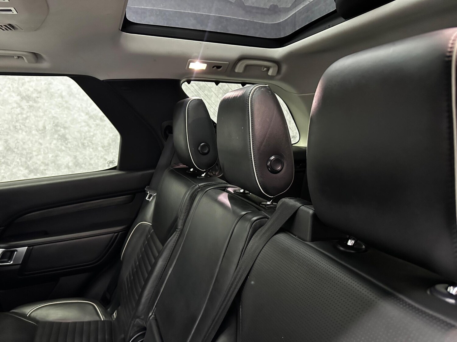 Used Land Rover Discovery 2017 for sale - 78058846: Photo 20