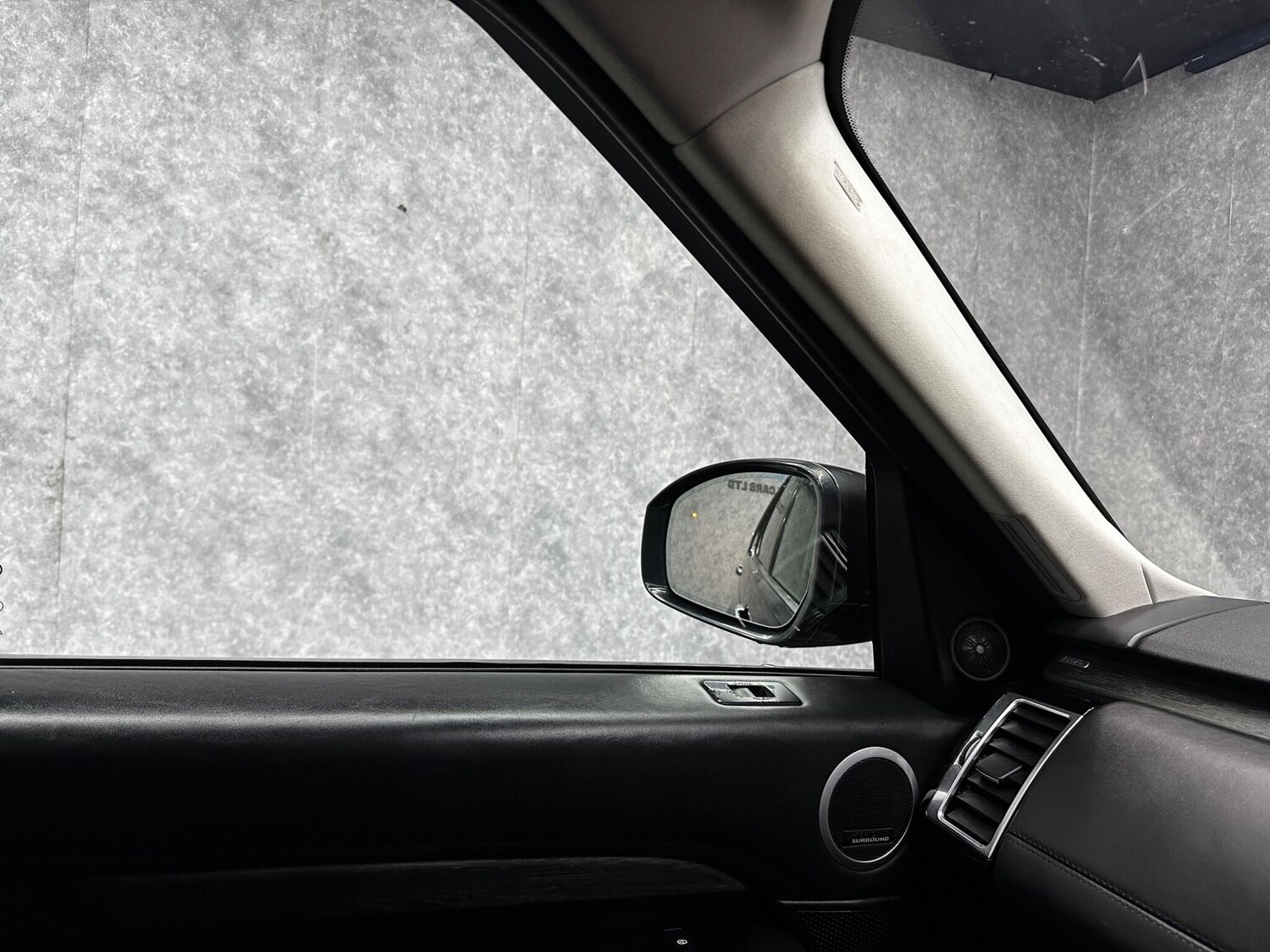 Used Land Rover Discovery 2017 for sale - 78058846: Photo 28