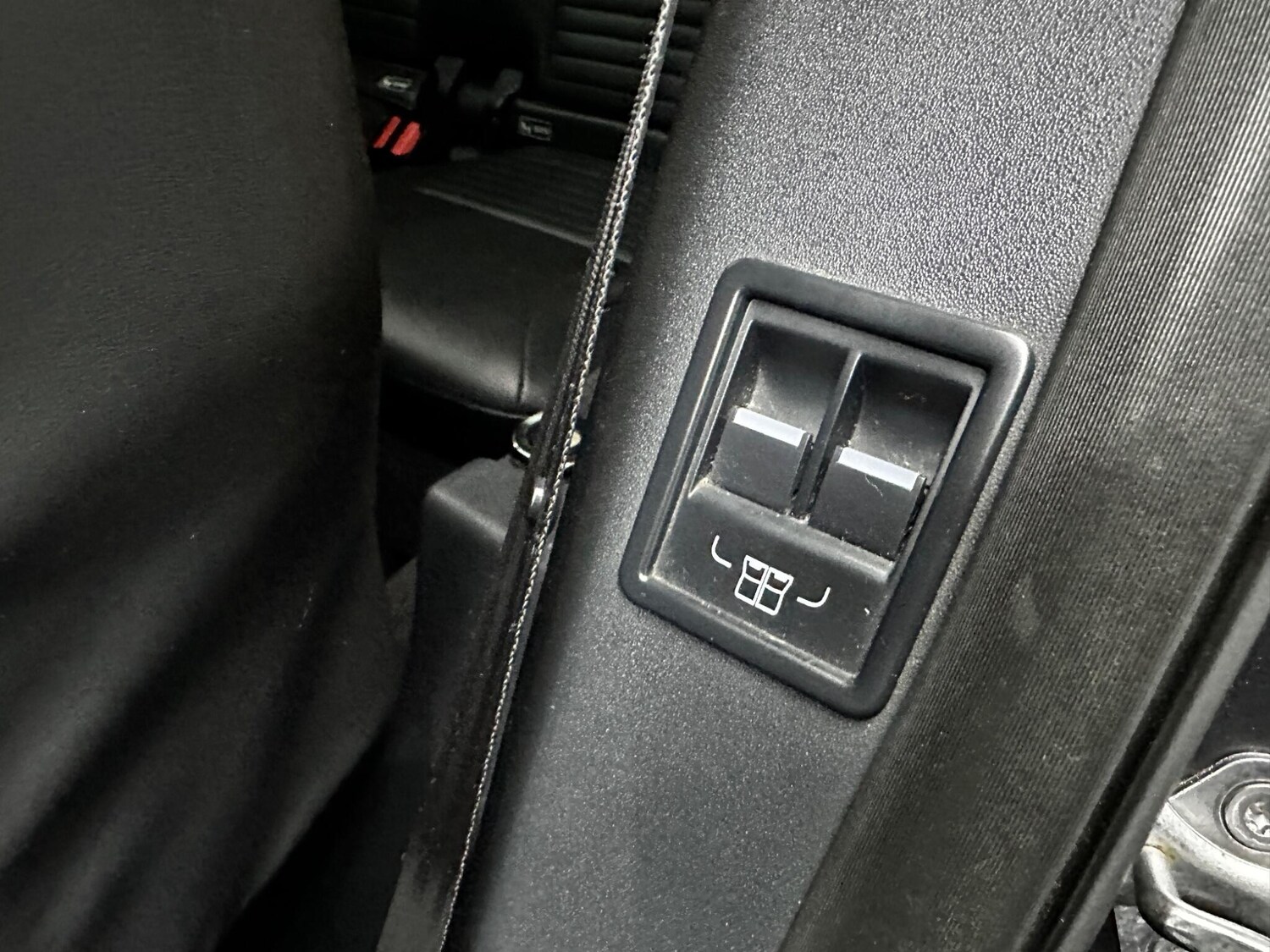 Used Land Rover Discovery 2017 for sale - 78058846: Photo 29