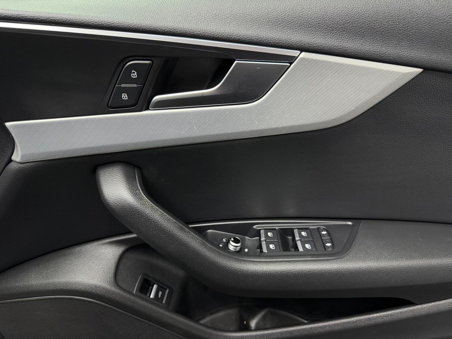 Used Audi A4 Avant for sale - 77396707: Photo 23