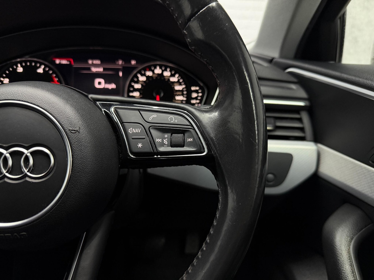 Used Audi A4 Avant for sale - 77396707: Photo 9