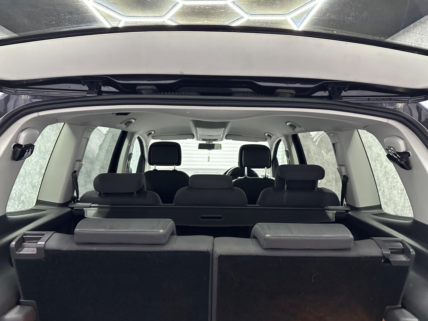 Used Volkswagen Touran for sale - 78057869: Photo 19