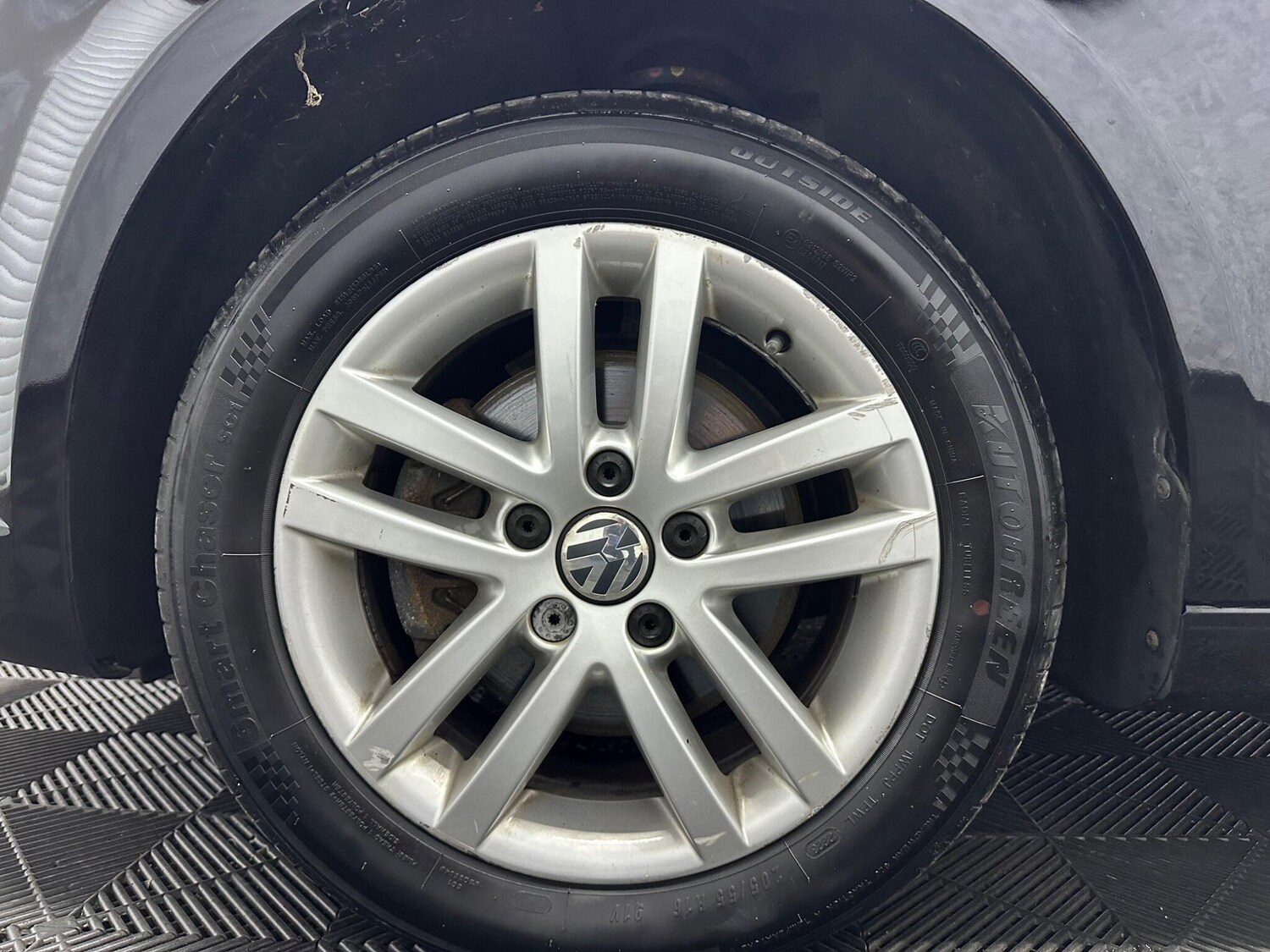 Used Volkswagen Touran for sale - 78057869: Photo 23