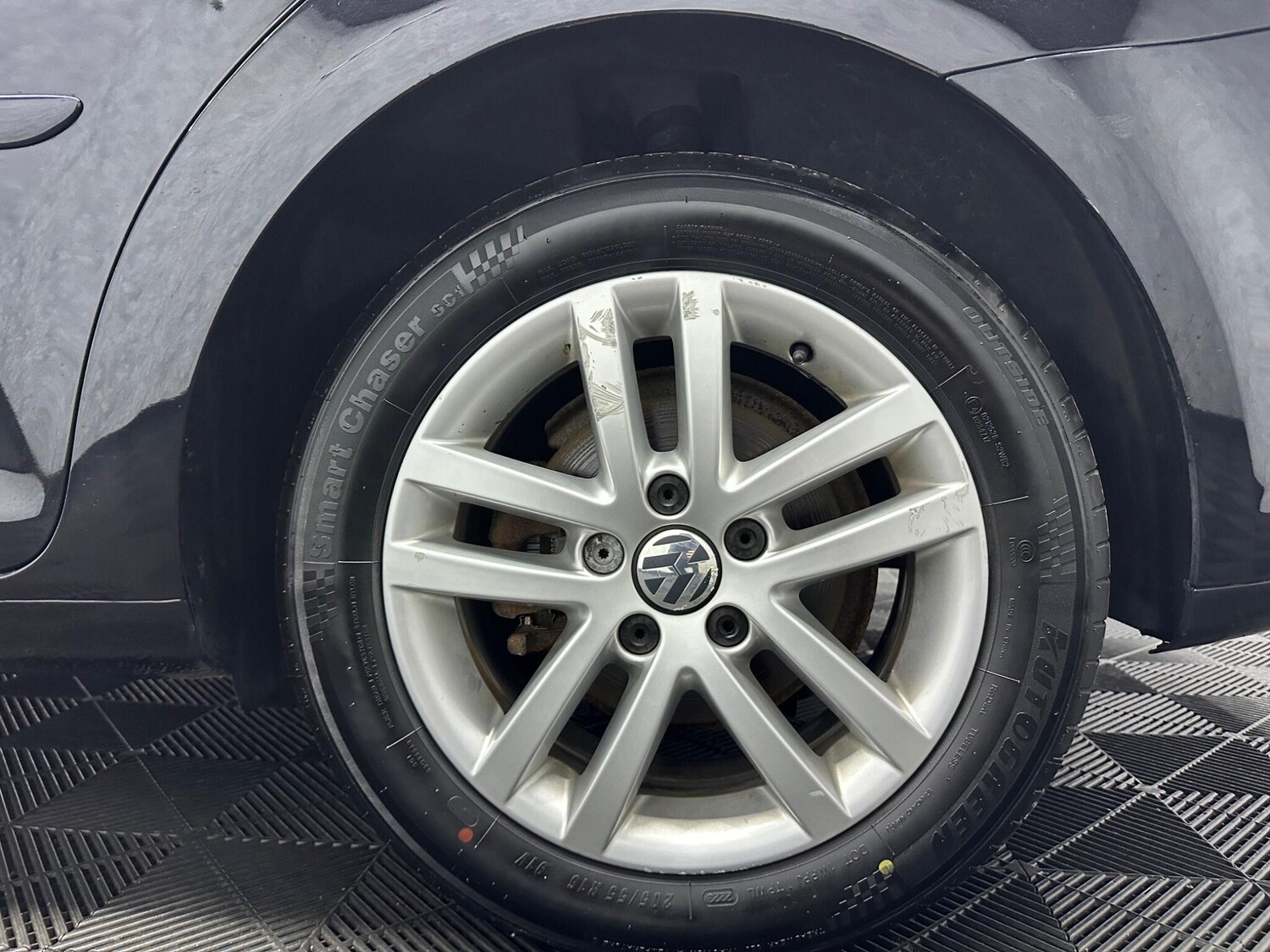 Used Volkswagen Touran for sale - 78057869: Photo 25