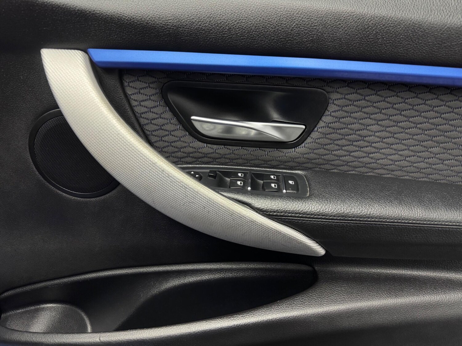 Used BMW 3 Series 2018 for sale - 76632750: Photo 28