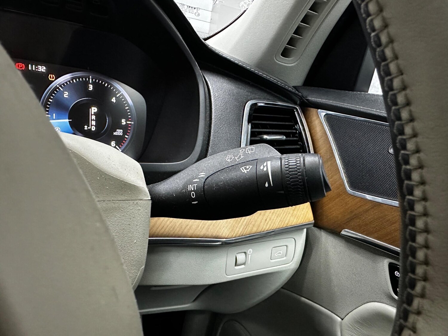 Used Volvo XC90 2018 for sale - 78058263: Photo 25