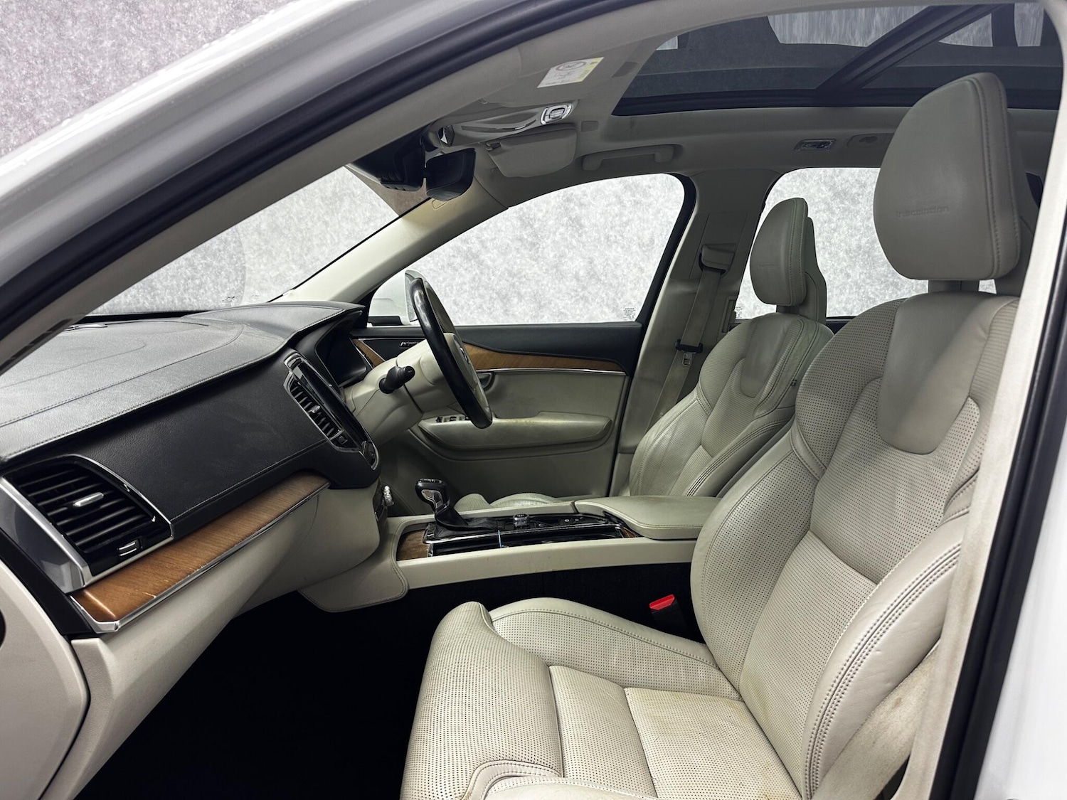 Used Volvo XC90 2018 for sale - 78058263: Photo 3