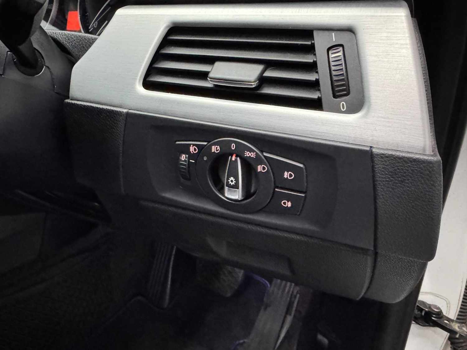 Used BMW 3 Series 2011 for sale - 76446392: Photo 14