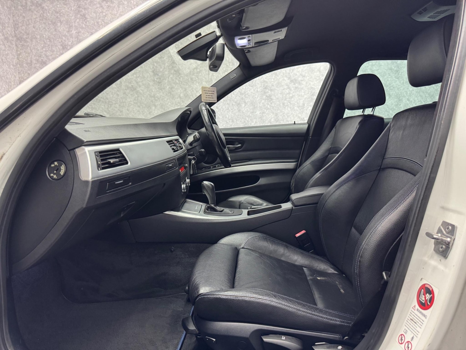 Used BMW 3 Series 2011 for sale - 76446392: Photo 2