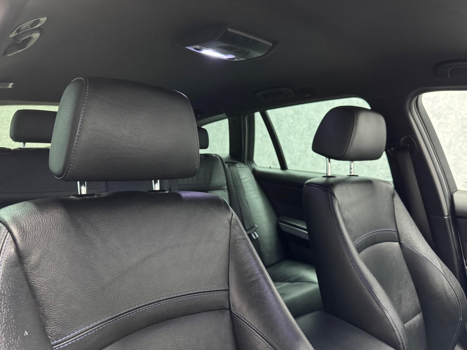 Used BMW 3 Series 2011 for sale - 76446392: Photo 5