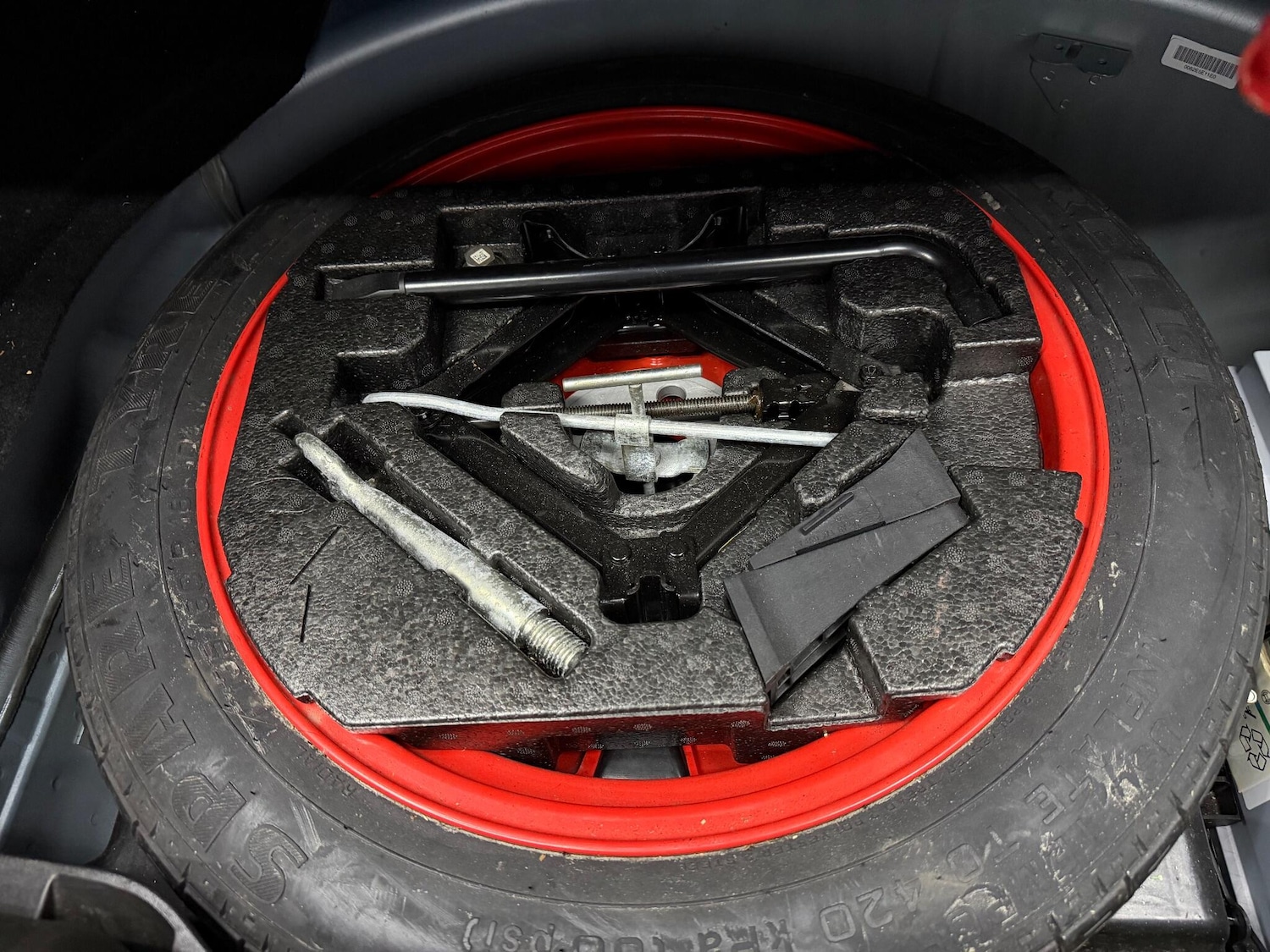 Used Jaguar XF 2012 for sale - 77162730: Photo 32