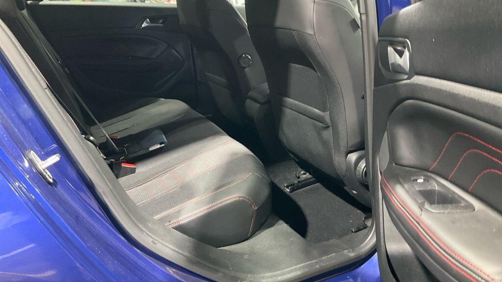 Used Peugeot 308 2017 for sale - 77484281: Photo 2