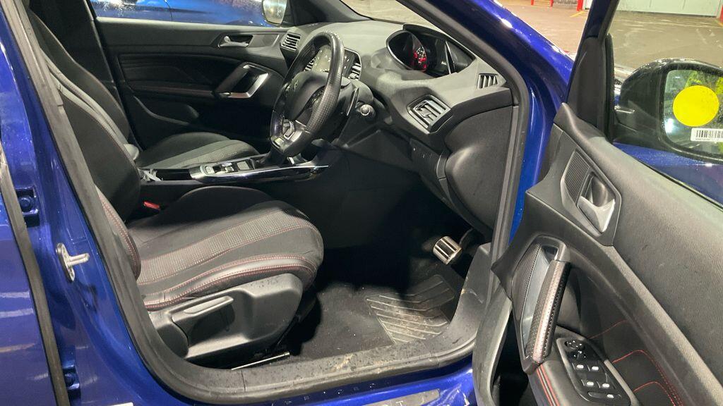 Used Peugeot 308 2017 for sale - 77484281: Photo 3