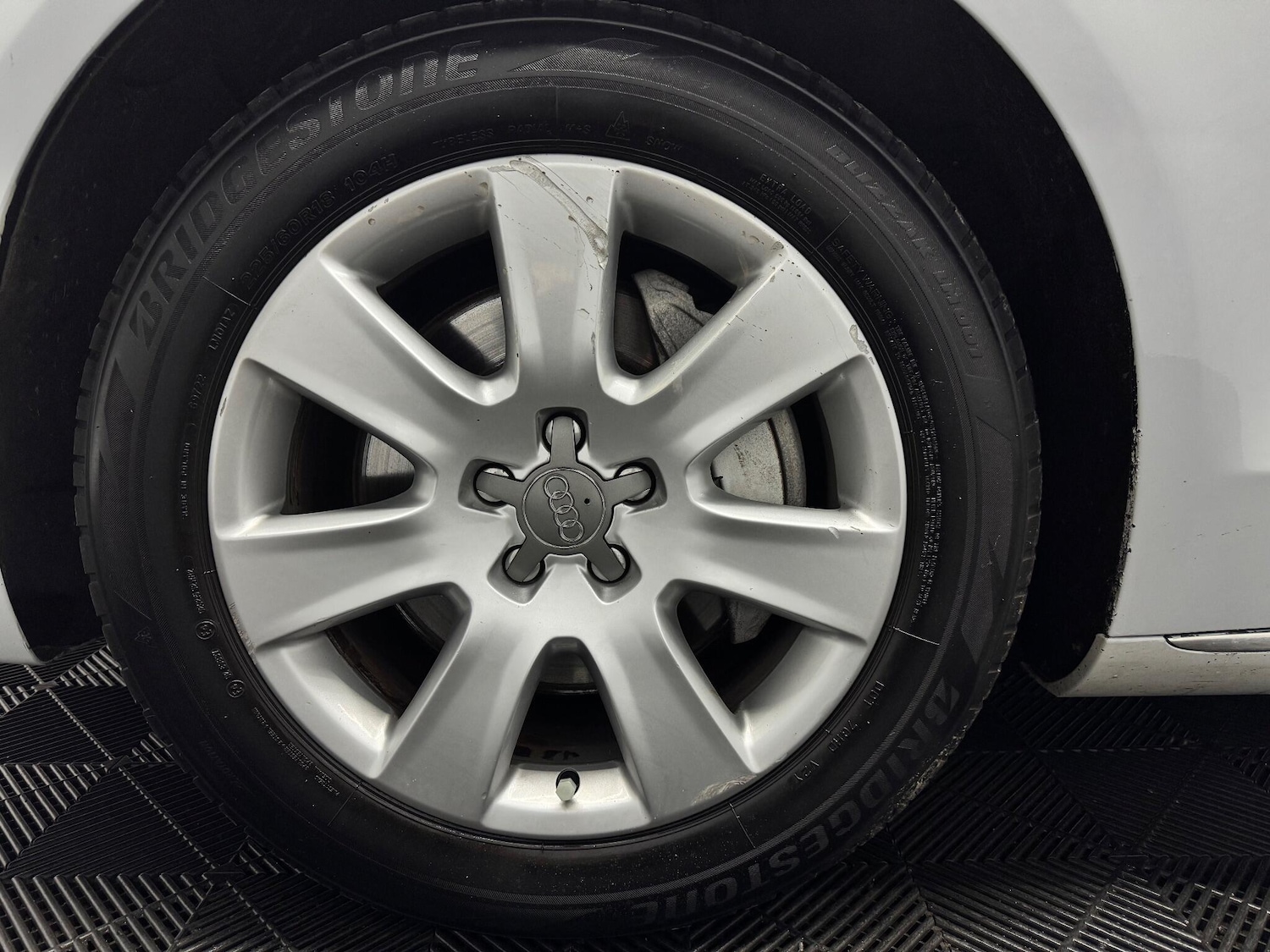 Used Audi A8 2013 for sale - 76658796: Photo 34