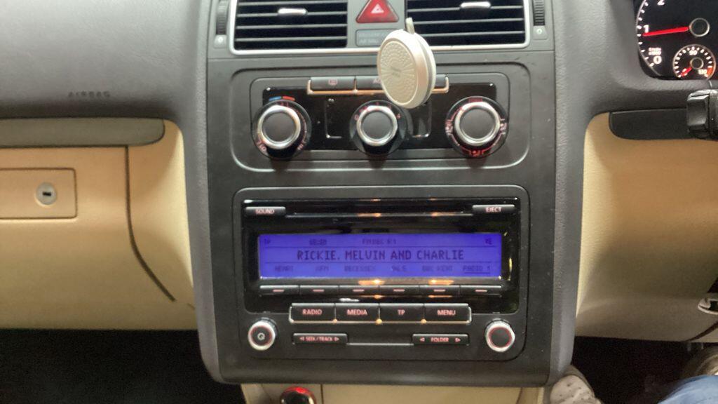 Used Volkswagen Touran 2011 for sale - 77799054: Photo 7