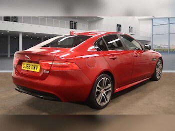 Used Jaguar XE 2016 for sale - 77683973: Photo