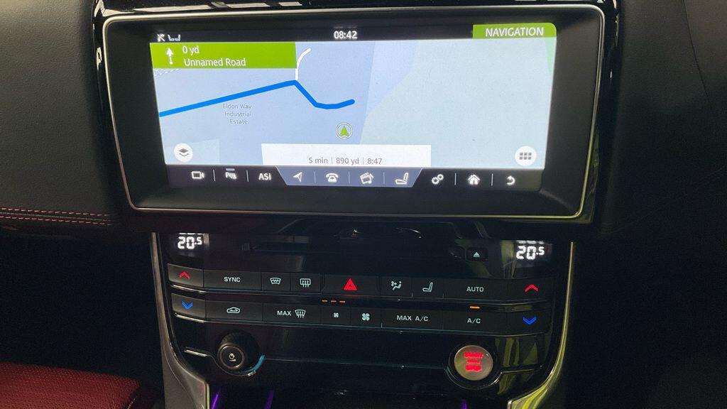 Used Jaguar XE for sale - 77683973: Photo 6